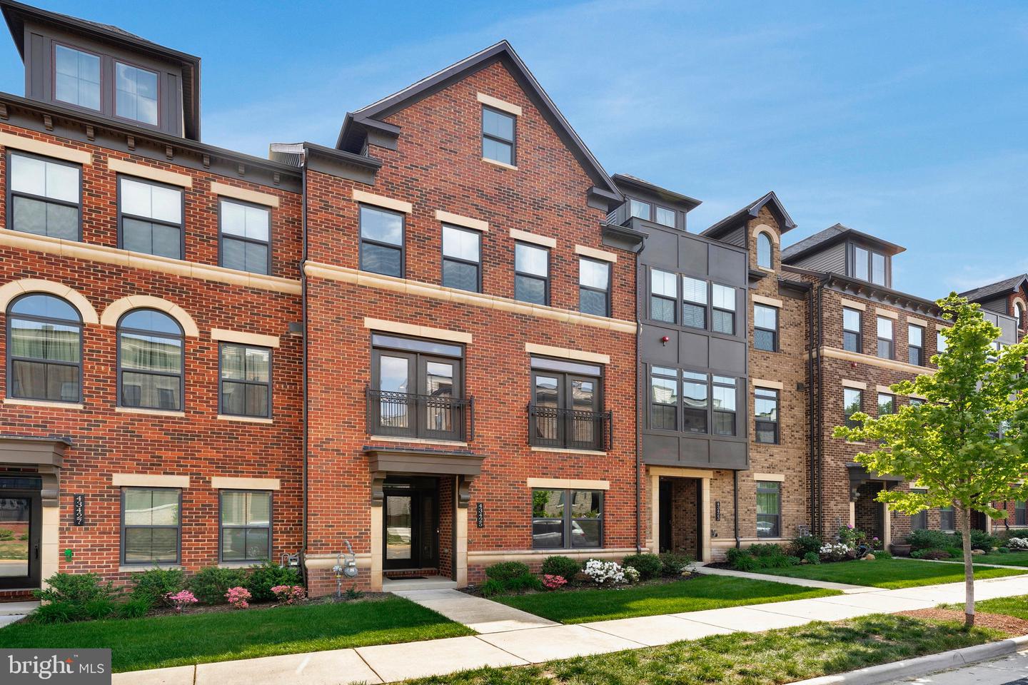 43425 GRANDMOORE ST, ASHBURN, Virginia 20148, 4 Bedrooms Bedrooms, 7 Rooms Rooms,3 BathroomsBathrooms,Residential,For sale,43425 GRANDMOORE ST,VALO2094634 MLS # VALO2094634