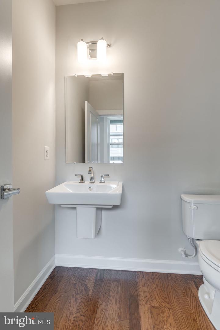 43425 GRANDMOORE ST, ASHBURN, Virginia 20148, 4 Bedrooms Bedrooms, 7 Rooms Rooms,3 BathroomsBathrooms,Residential,For sale,43425 GRANDMOORE ST,VALO2094634 MLS # VALO2094634