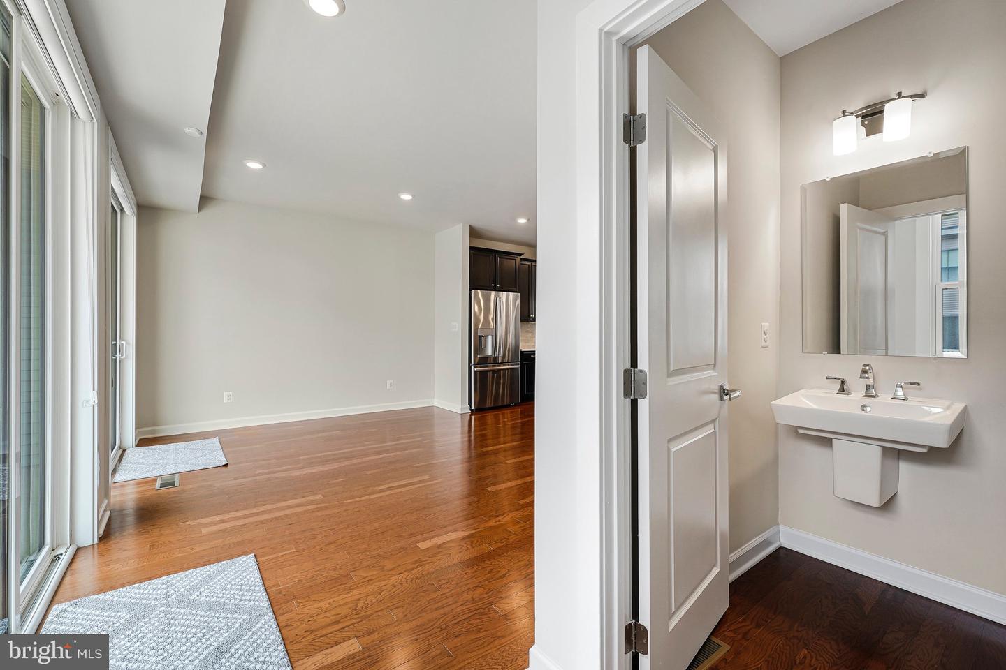 43425 GRANDMOORE ST, ASHBURN, Virginia 20148, 4 Bedrooms Bedrooms, 7 Rooms Rooms,3 BathroomsBathrooms,Residential,For sale,43425 GRANDMOORE ST,VALO2094634 MLS # VALO2094634
