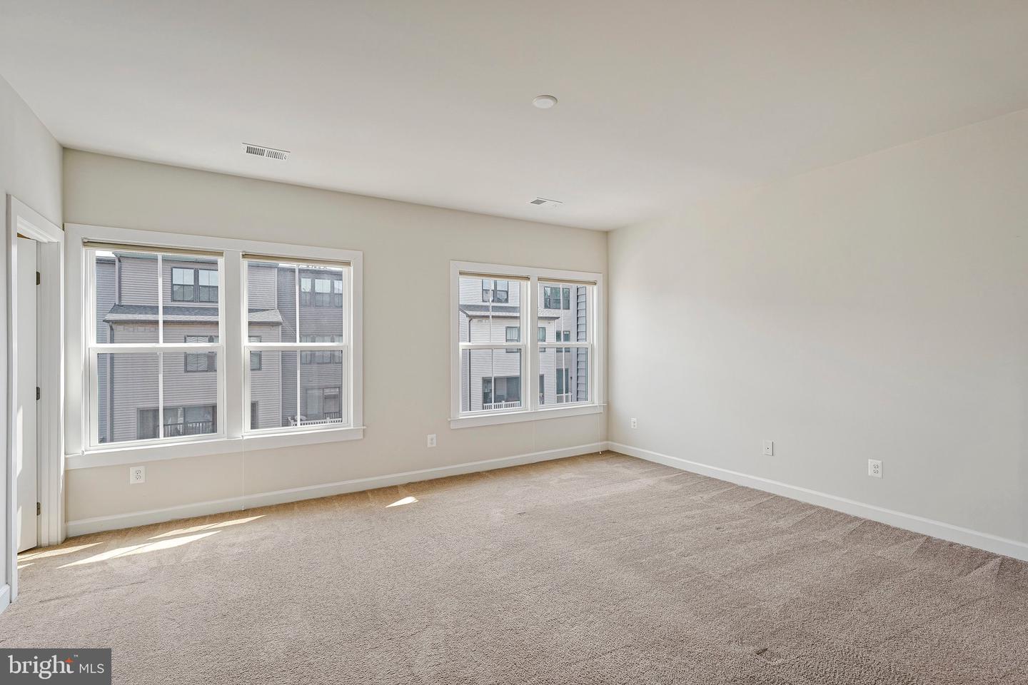 43425 GRANDMOORE ST, ASHBURN, Virginia 20148, 4 Bedrooms Bedrooms, 7 Rooms Rooms,3 BathroomsBathrooms,Residential,For sale,43425 GRANDMOORE ST,VALO2094634 MLS # VALO2094634