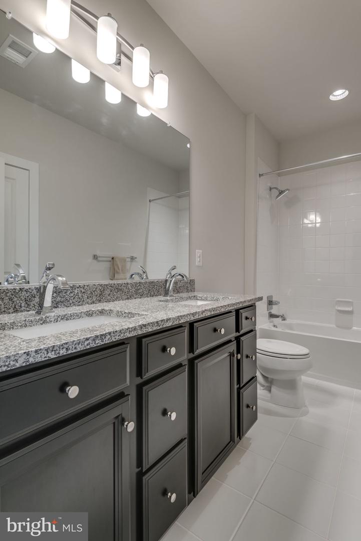 43425 GRANDMOORE ST, ASHBURN, Virginia 20148, 4 Bedrooms Bedrooms, 7 Rooms Rooms,3 BathroomsBathrooms,Residential,For sale,43425 GRANDMOORE ST,VALO2094634 MLS # VALO2094634