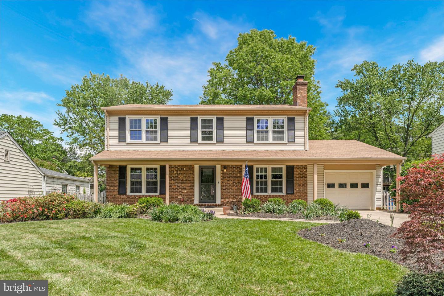 8916 LAKE BRADDOCK DR, BURKE, Virginia 22015, 4 Bedrooms Bedrooms, ,3 BathroomsBathrooms,Residential,For sale,8916 LAKE BRADDOCK DR,VAFX2236606 MLS # VAFX2236606