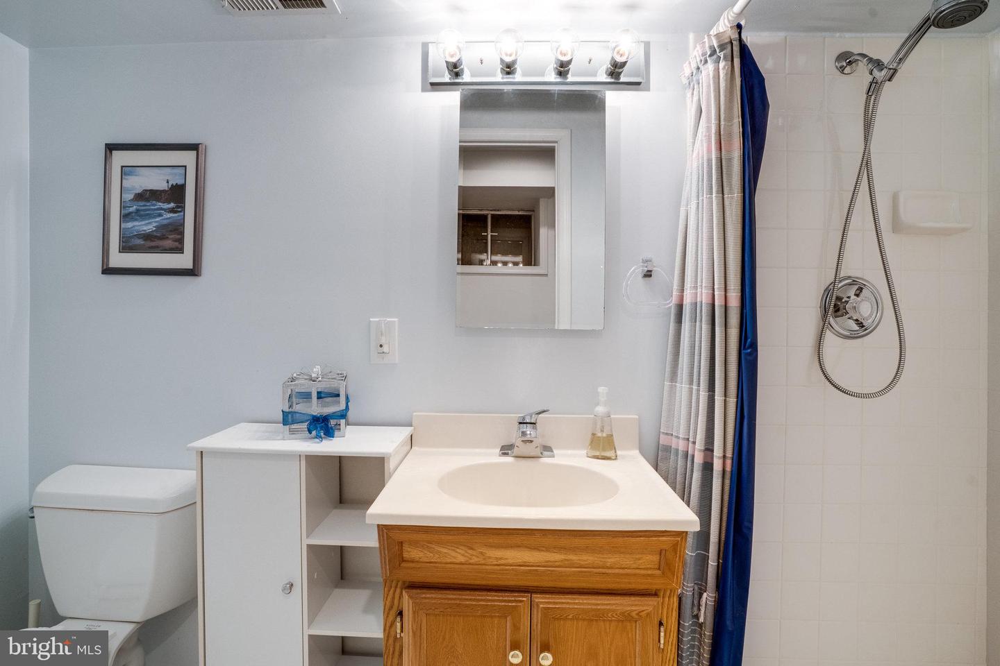 8916 LAKE BRADDOCK DR, BURKE, Virginia 22015, 4 Bedrooms Bedrooms, ,3 BathroomsBathrooms,Residential,For sale,8916 LAKE BRADDOCK DR,VAFX2236606 MLS # VAFX2236606