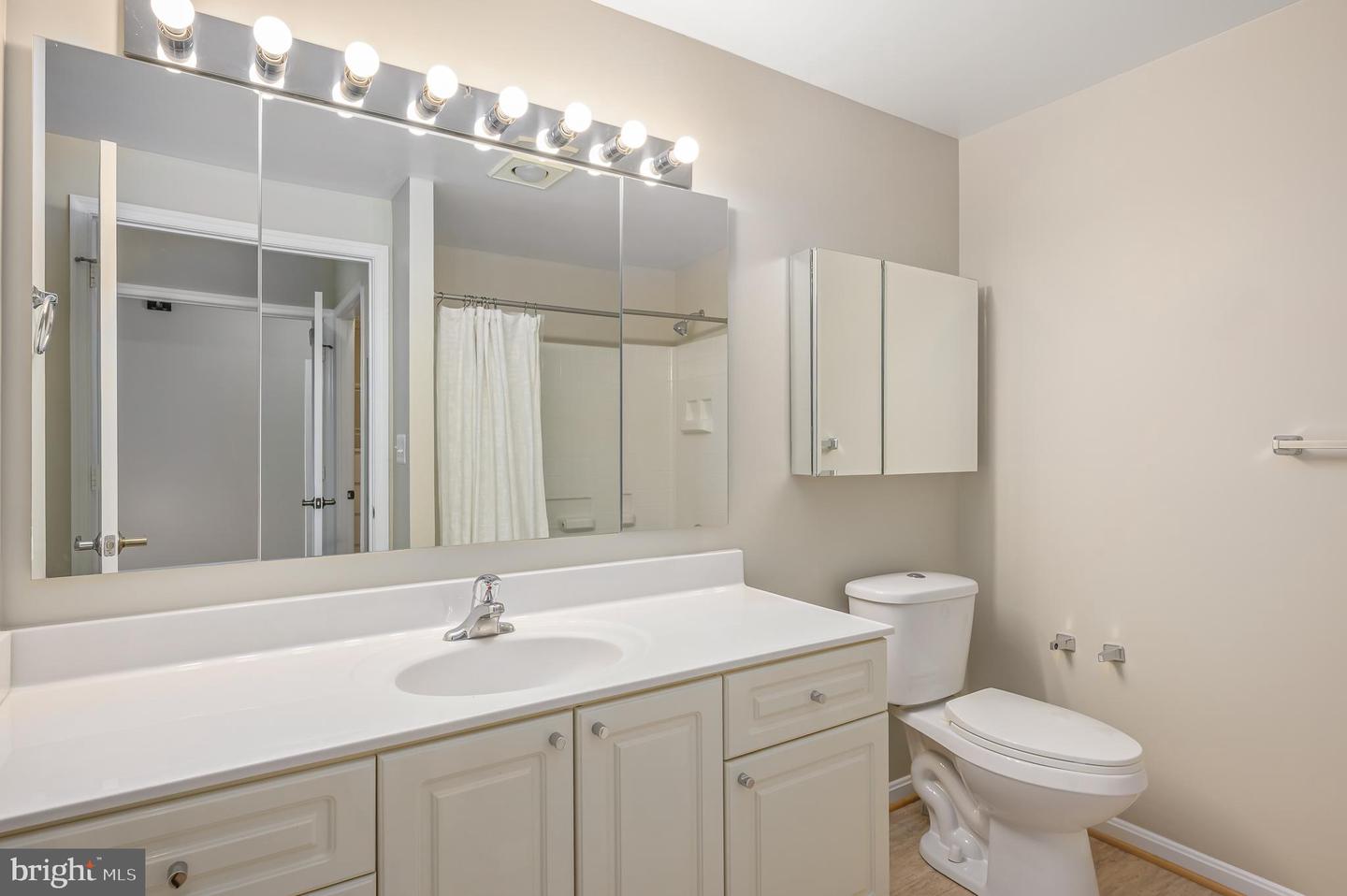 19355 CYPRESS RIDGE TER #720, LEESBURG, Virginia 20176, 3 Bedrooms Bedrooms, ,2 BathroomsBathrooms,Residential,For sale,19355 CYPRESS RIDGE TER #720,VALO2094838 MLS # VALO2094838