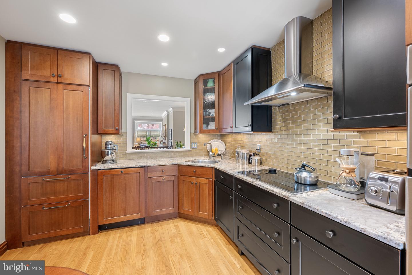 4360 WESTOVER PL NW, WASHINGTON, District Of Columbia 20016, 3 Bedrooms Bedrooms, ,3 BathroomsBathrooms,Residential,For sale,4360 WESTOVER PL NW,DCDC2197432 MLS # DCDC2197432