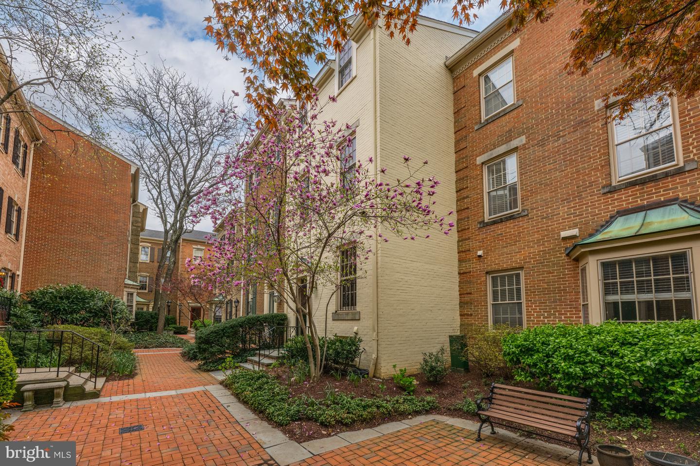 4360 WESTOVER PL NW, WASHINGTON, District Of Columbia 20016, 3 Bedrooms Bedrooms, ,3 BathroomsBathrooms,Residential,For sale,4360 WESTOVER PL NW,DCDC2197432 MLS # DCDC2197432