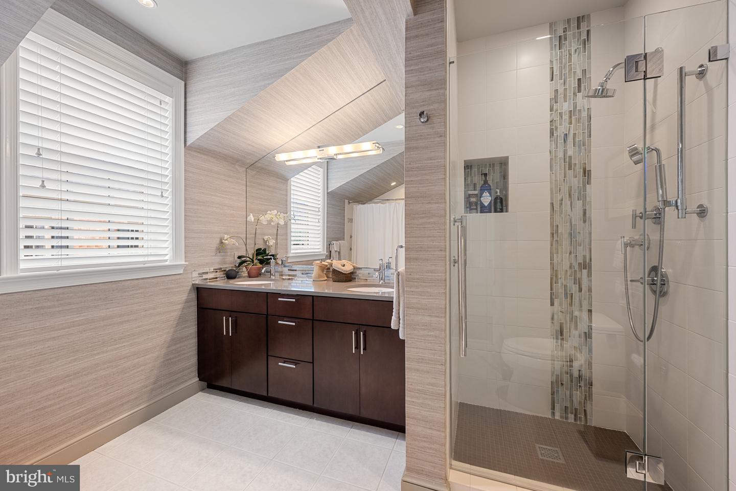 4360 WESTOVER PL NW, WASHINGTON, District Of Columbia 20016, 3 Bedrooms Bedrooms, ,3 BathroomsBathrooms,Residential,For sale,4360 WESTOVER PL NW,DCDC2197432 MLS # DCDC2197432