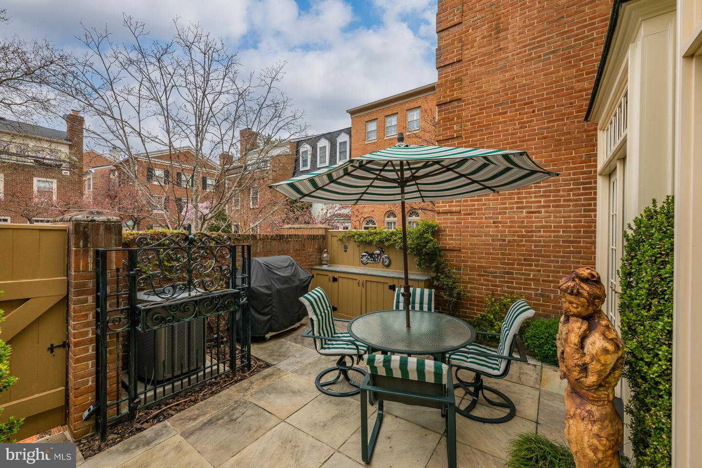 4360 WESTOVER PL NW, WASHINGTON, District Of Columbia 20016, 3 Bedrooms Bedrooms, ,3 BathroomsBathrooms,Residential,For sale,4360 WESTOVER PL NW,DCDC2197432 MLS # DCDC2197432