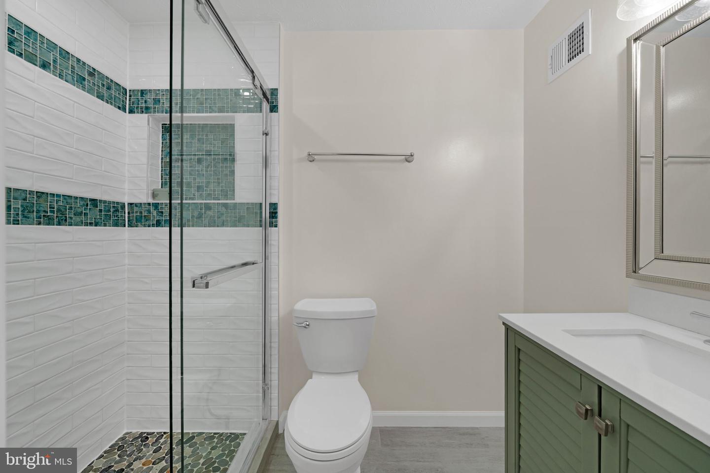 9120 GALBRETH CT, SPRINGFIELD, Virginia 22153, 3 Bedrooms Bedrooms, ,2 BathroomsBathrooms,Residential,For sale,9120 GALBRETH CT,VAFX2236846 MLS # VAFX2236846