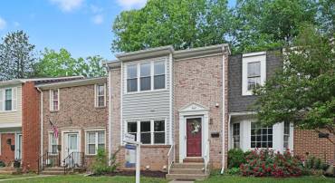 9120 GALBRETH CT, SPRINGFIELD, Virginia 22153, 3 Bedrooms Bedrooms, ,2 BathroomsBathrooms,Residential,For sale,9120 GALBRETH CT,VAFX2236846 MLS # VAFX2236846