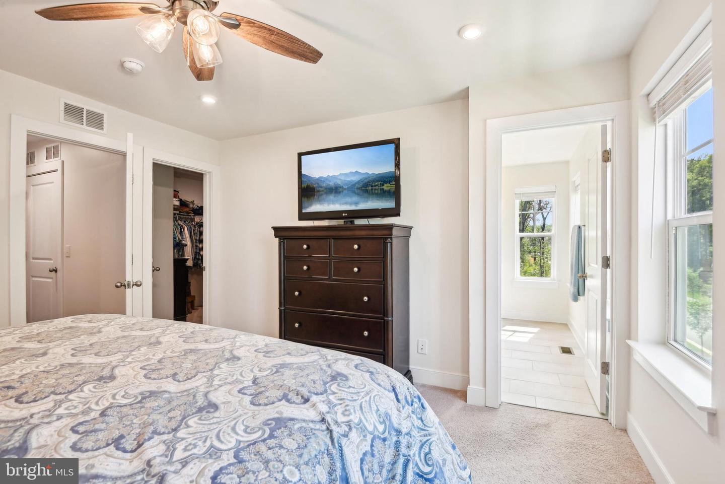 1579 MEADOWLARK GLEN RD, DUMFRIES, Virginia 22026, 4 Bedrooms Bedrooms, ,3 BathroomsBathrooms,Residential,For sale,1579 MEADOWLARK GLEN RD,VAPW2093282 MLS # VAPW2093282