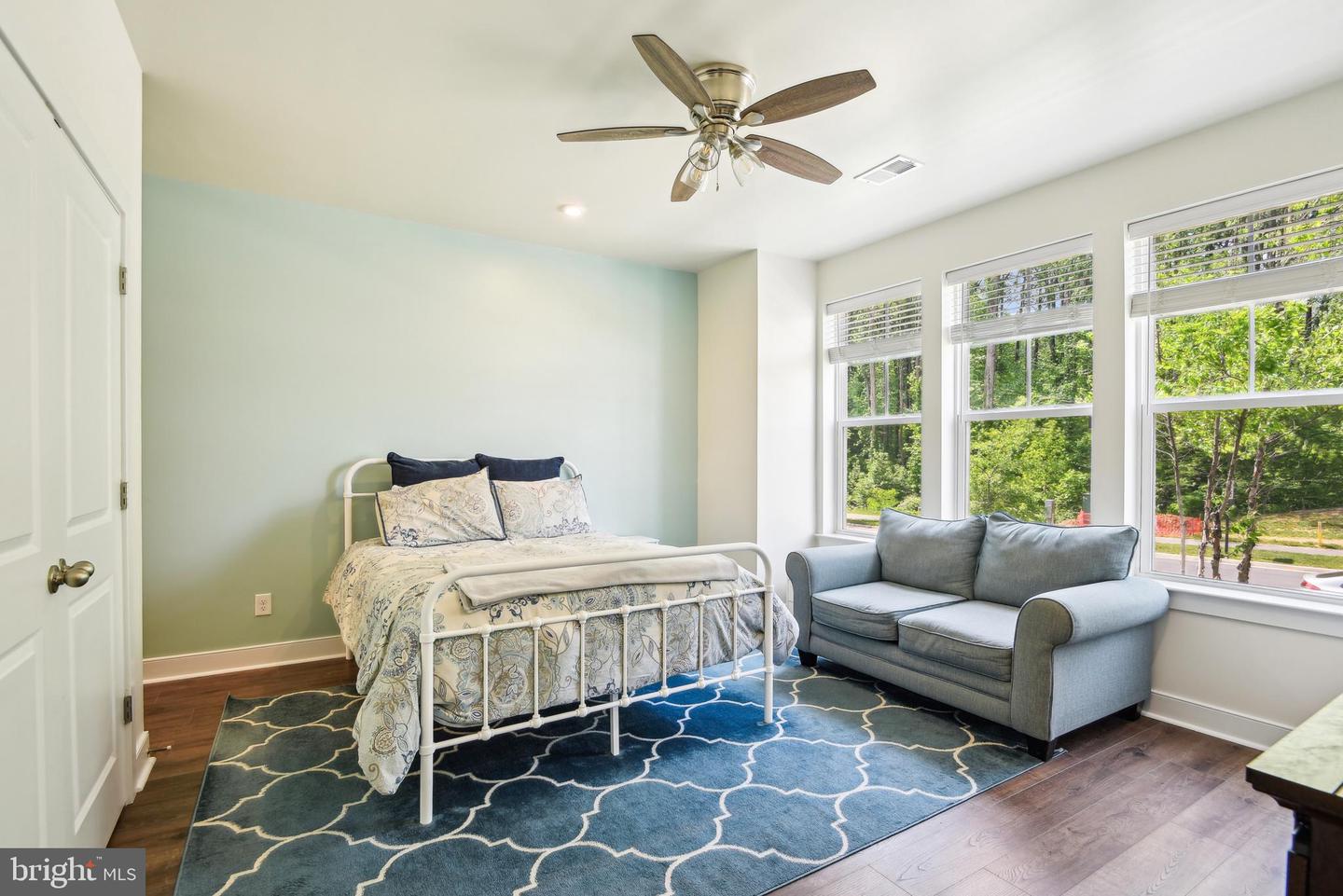 1579 MEADOWLARK GLEN RD, DUMFRIES, Virginia 22026, 4 Bedrooms Bedrooms, ,3 BathroomsBathrooms,Residential,For sale,1579 MEADOWLARK GLEN RD,VAPW2093282 MLS # VAPW2093282
