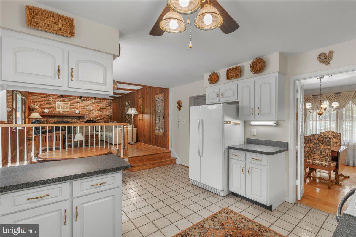 8212 CHIVALRY RD, ANNANDALE, Virginia 22003, 4 Bedrooms Bedrooms, ,2 BathroomsBathrooms,Residential,For sale,8212 CHIVALRY RD,VAFX2237006 MLS # VAFX2237006