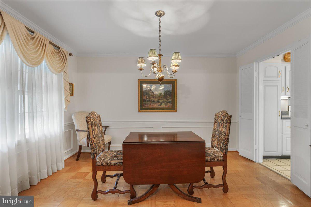 8212 CHIVALRY RD, ANNANDALE, Virginia 22003, 4 Bedrooms Bedrooms, ,2 BathroomsBathrooms,Residential,For sale,8212 CHIVALRY RD,VAFX2237006 MLS # VAFX2237006