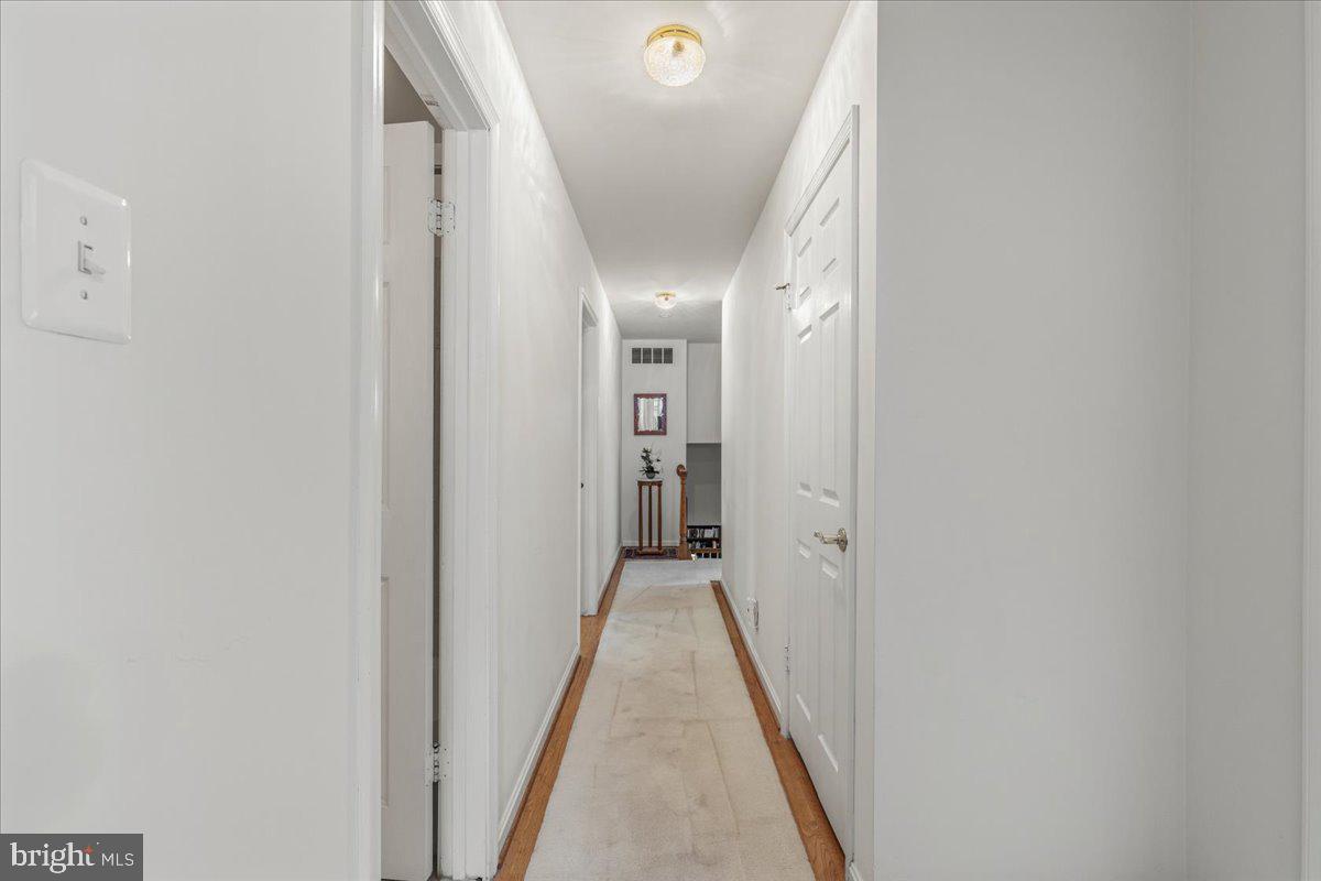 8212 CHIVALRY RD, ANNANDALE, Virginia 22003, 4 Bedrooms Bedrooms, ,2 BathroomsBathrooms,Residential,For sale,8212 CHIVALRY RD,VAFX2237006 MLS # VAFX2237006