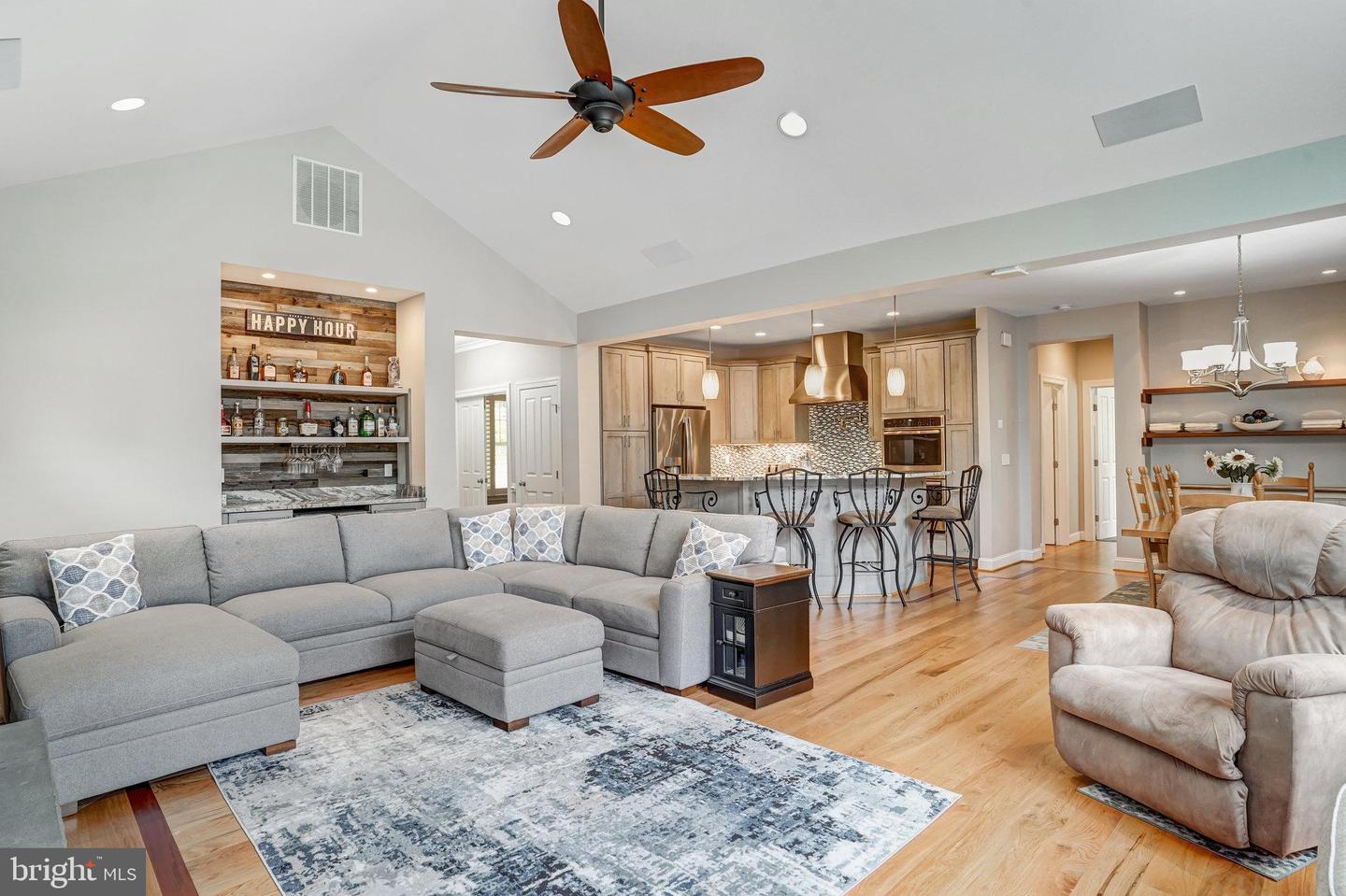 10935 RAVENWOOD DR, MANASSAS, Virginia 20111, 3 Bedrooms Bedrooms, ,3 BathroomsBathrooms,Residential,For sale,10935 RAVENWOOD DR,VAPW2093296 MLS # VAPW2093296