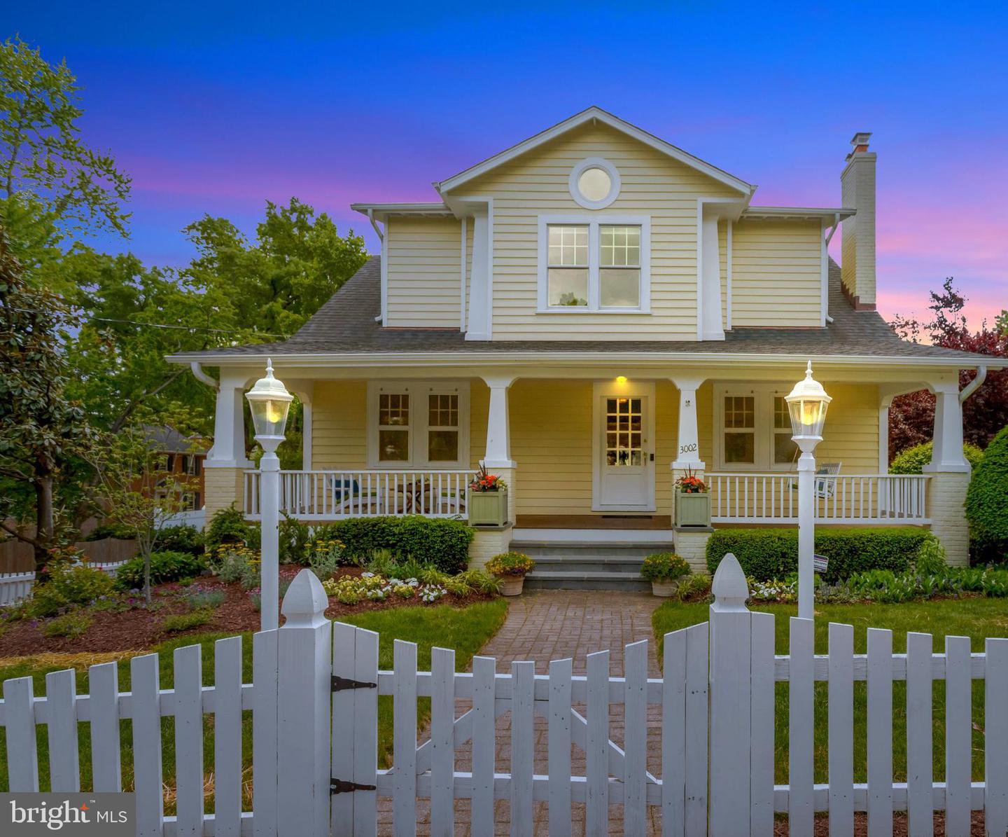 3002 2ND ST N, ARLINGTON, Virginia 22201, 4 Bedrooms Bedrooms, ,5 BathroomsBathrooms,Residential,For sale,3002 2ND ST N,VAAR2056712 MLS # VAAR2056712