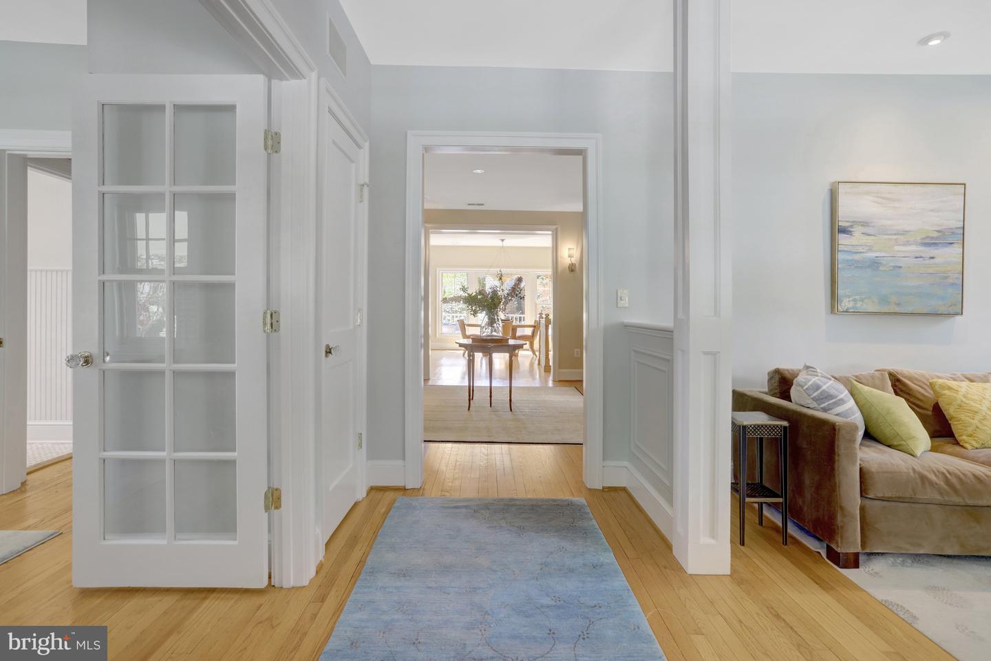 3002 2ND ST N, ARLINGTON, Virginia 22201, 4 Bedrooms Bedrooms, ,5 BathroomsBathrooms,Residential,For sale,3002 2ND ST N,VAAR2056712 MLS # VAAR2056712