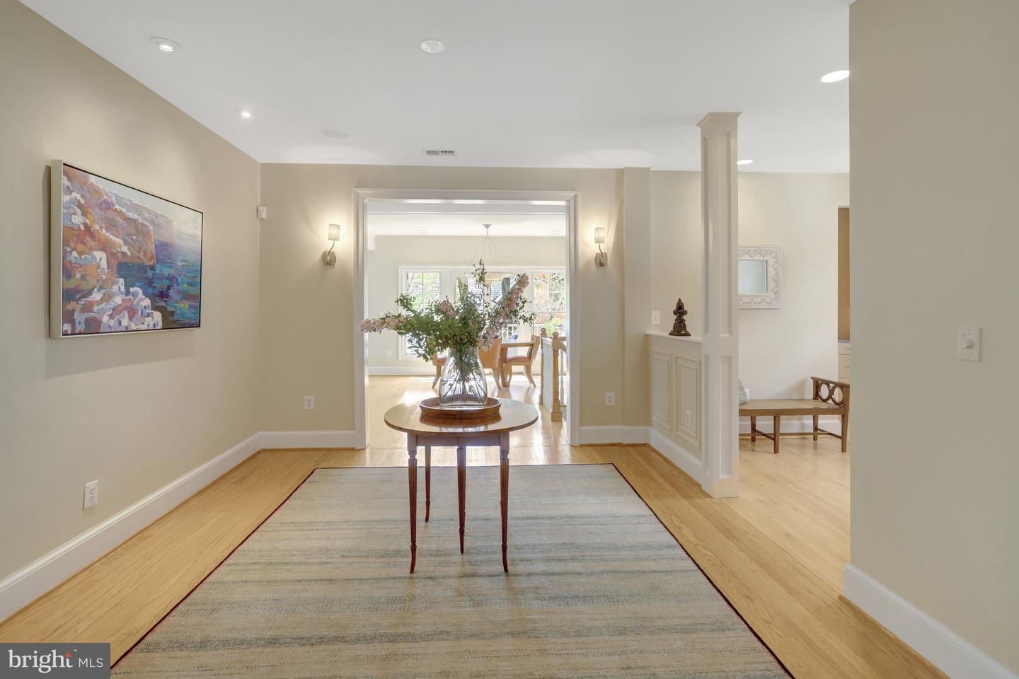 3002 2ND ST N, ARLINGTON, Virginia 22201, 4 Bedrooms Bedrooms, ,5 BathroomsBathrooms,Residential,For sale,3002 2ND ST N,VAAR2056712 MLS # VAAR2056712