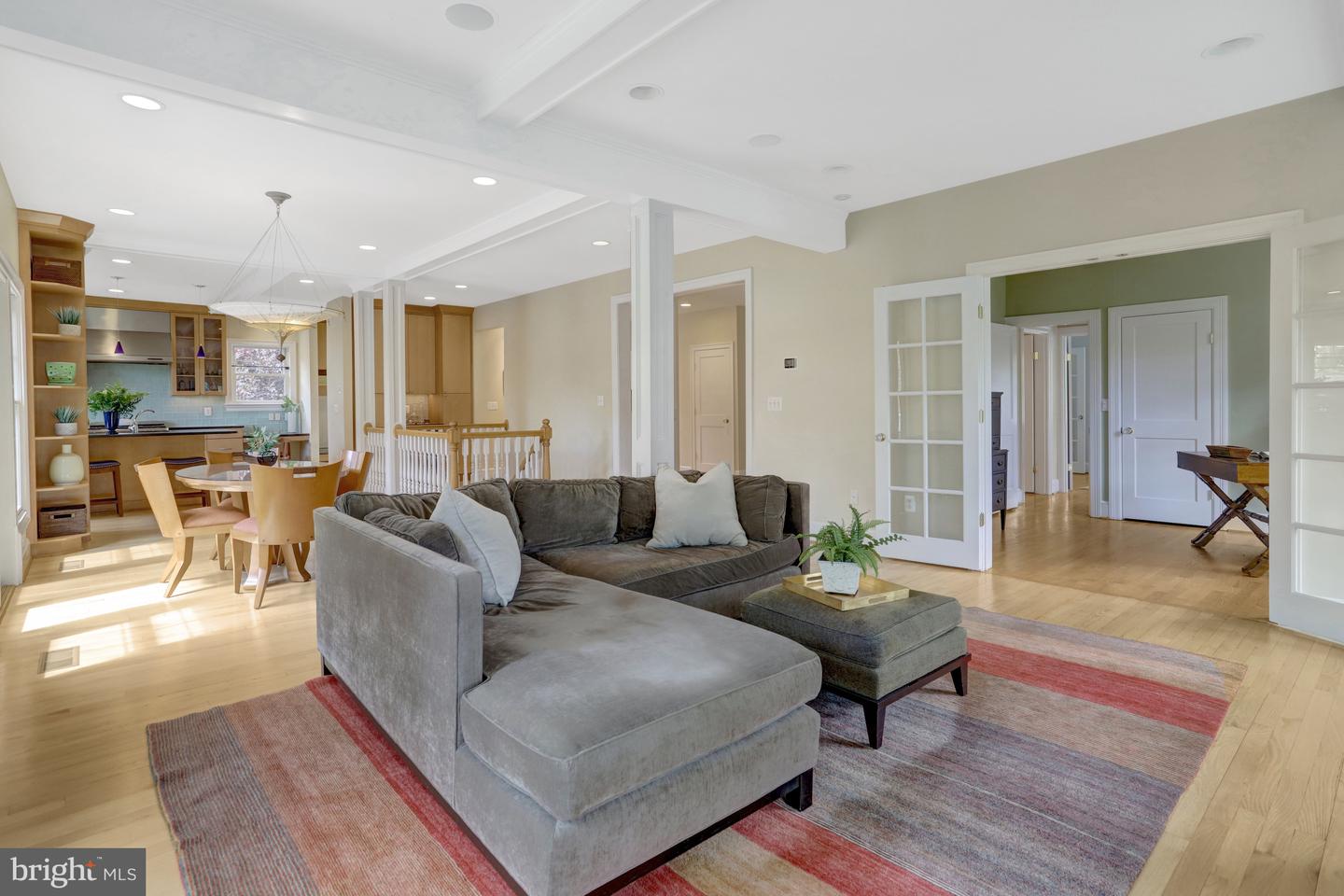 3002 2ND ST N, ARLINGTON, Virginia 22201, 4 Bedrooms Bedrooms, ,5 BathroomsBathrooms,Residential,For sale,3002 2ND ST N,VAAR2056712 MLS # VAAR2056712