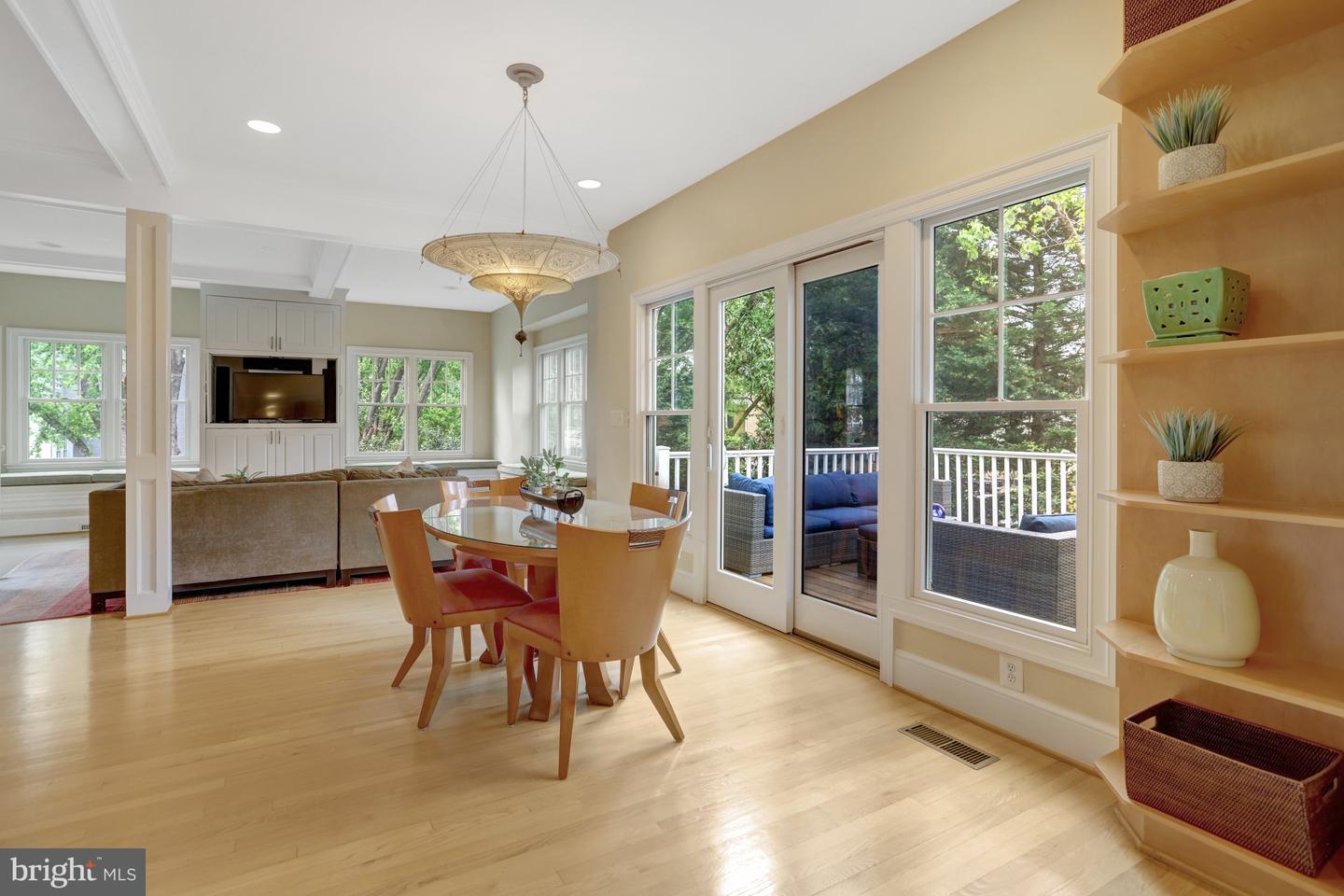 3002 2ND ST N, ARLINGTON, Virginia 22201, 4 Bedrooms Bedrooms, ,5 BathroomsBathrooms,Residential,For sale,3002 2ND ST N,VAAR2056712 MLS # VAAR2056712