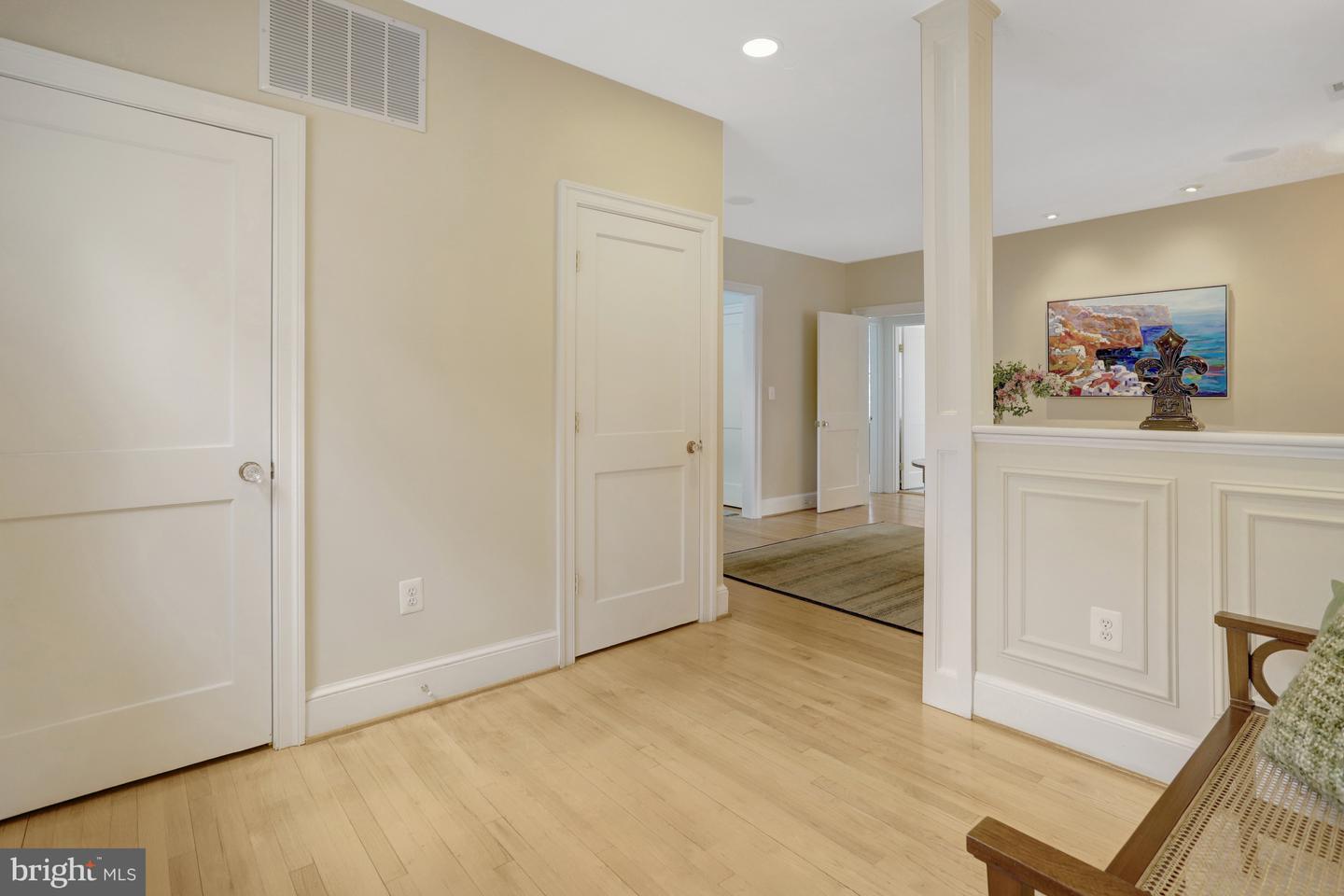3002 2ND ST N, ARLINGTON, Virginia 22201, 4 Bedrooms Bedrooms, ,5 BathroomsBathrooms,Residential,For sale,3002 2ND ST N,VAAR2056712 MLS # VAAR2056712