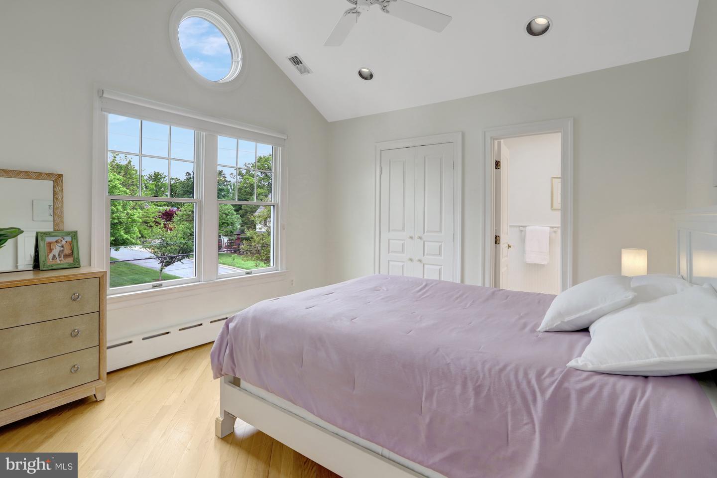 3002 2ND ST N, ARLINGTON, Virginia 22201, 4 Bedrooms Bedrooms, ,5 BathroomsBathrooms,Residential,For sale,3002 2ND ST N,VAAR2056712 MLS # VAAR2056712