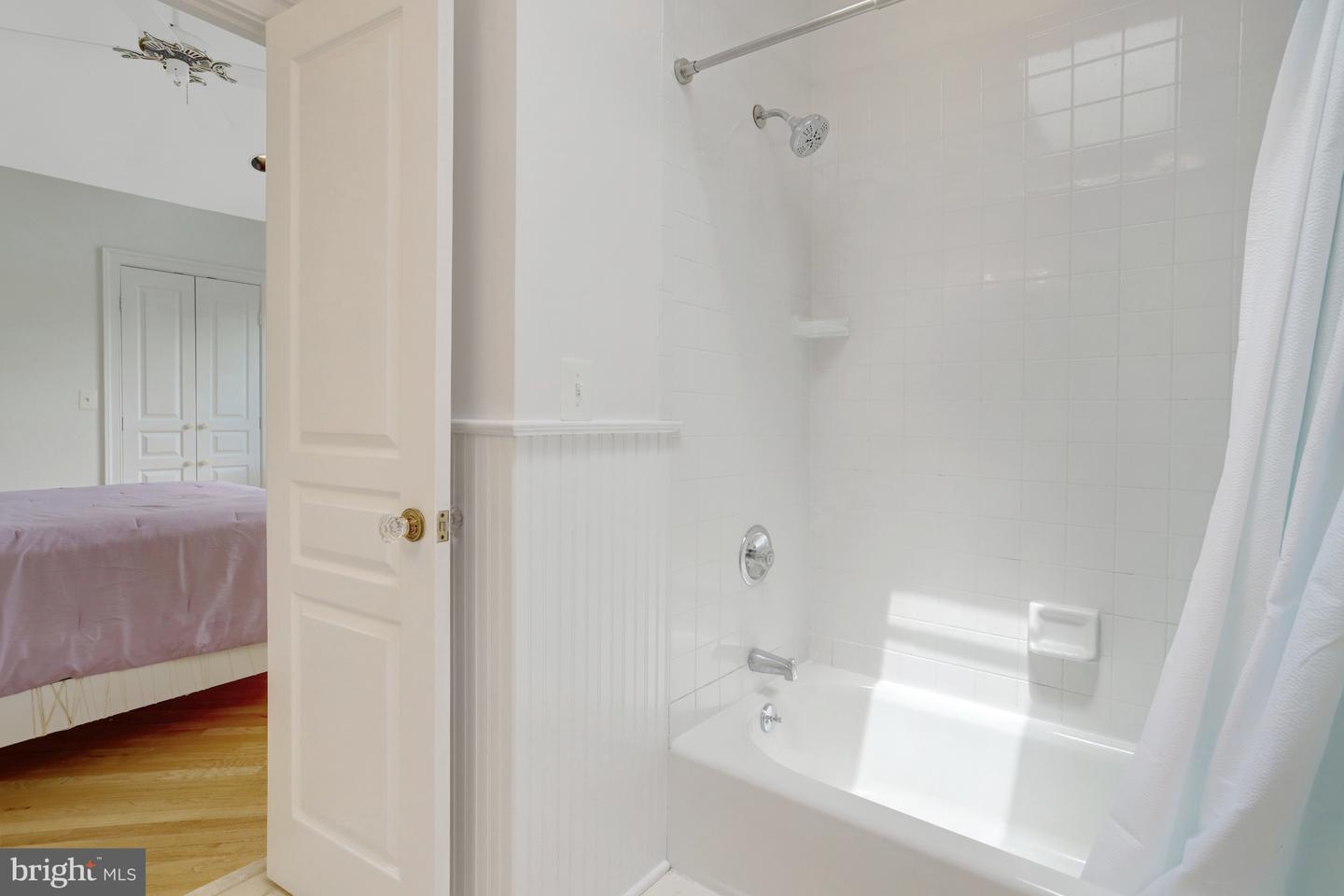 3002 2ND ST N, ARLINGTON, Virginia 22201, 4 Bedrooms Bedrooms, ,5 BathroomsBathrooms,Residential,For sale,3002 2ND ST N,VAAR2056712 MLS # VAAR2056712