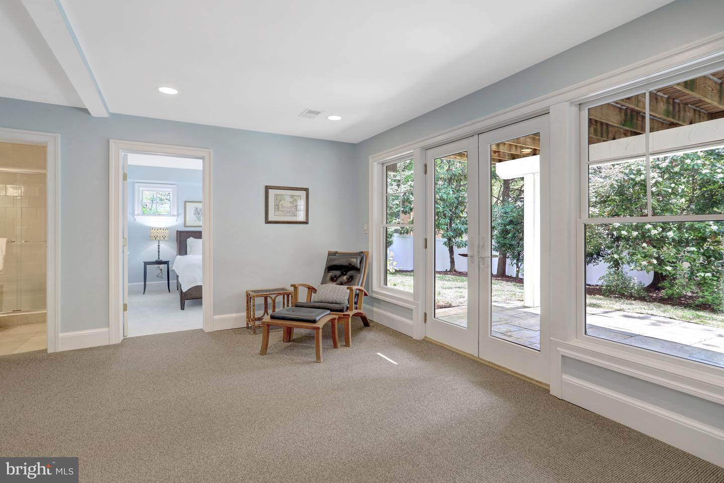 3002 2ND ST N, ARLINGTON, Virginia 22201, 4 Bedrooms Bedrooms, ,5 BathroomsBathrooms,Residential,For sale,3002 2ND ST N,VAAR2056712 MLS # VAAR2056712