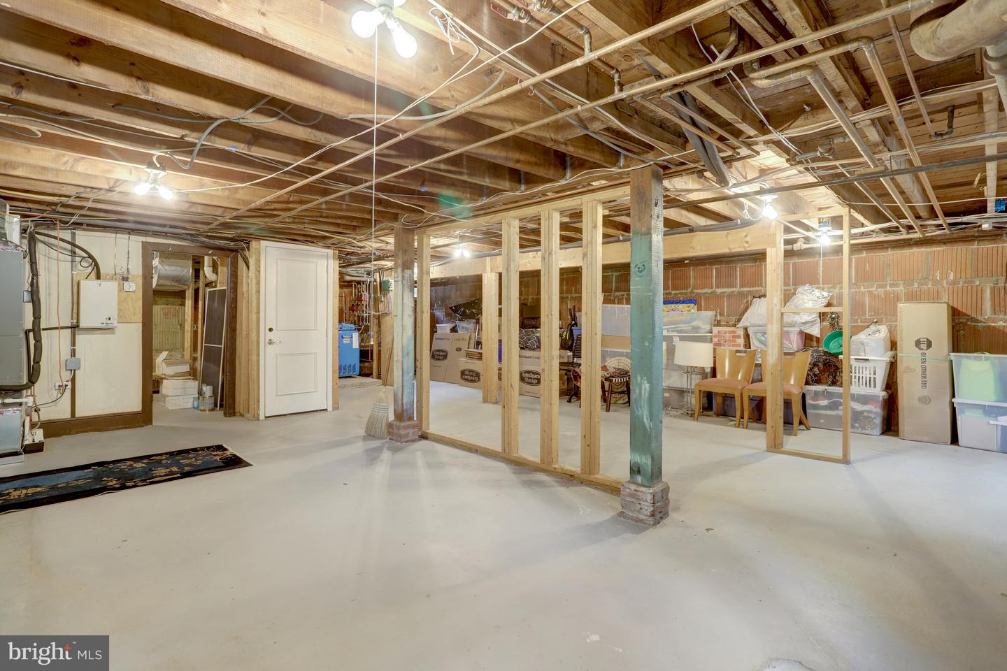 3002 2ND ST N, ARLINGTON, Virginia 22201, 4 Bedrooms Bedrooms, ,5 BathroomsBathrooms,Residential,For sale,3002 2ND ST N,VAAR2056712 MLS # VAAR2056712