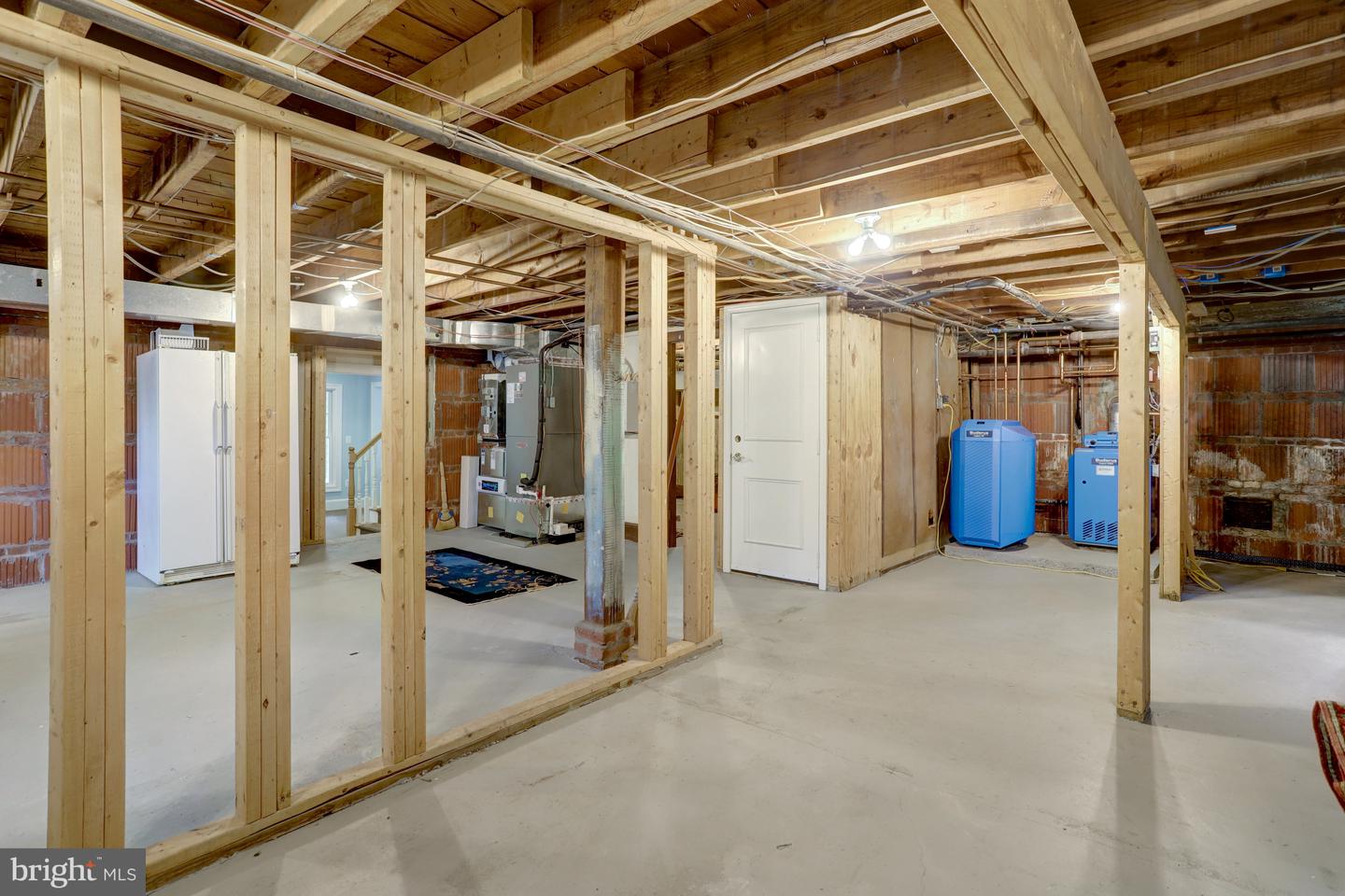 3002 2ND ST N, ARLINGTON, Virginia 22201, 4 Bedrooms Bedrooms, ,5 BathroomsBathrooms,Residential,For sale,3002 2ND ST N,VAAR2056712 MLS # VAAR2056712