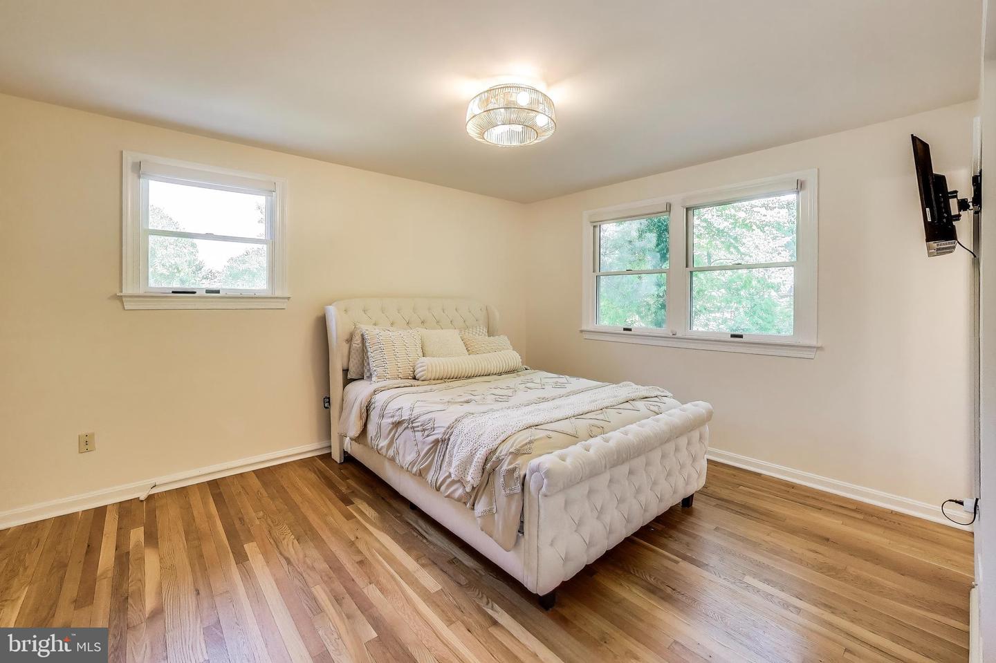 8513 PARLIAMENT DR, SPRINGFIELD, Virginia 22151, 4 Bedrooms Bedrooms, ,2 BathroomsBathrooms,Residential,For sale,8513 PARLIAMENT DR,VAFX2237480 MLS # VAFX2237480