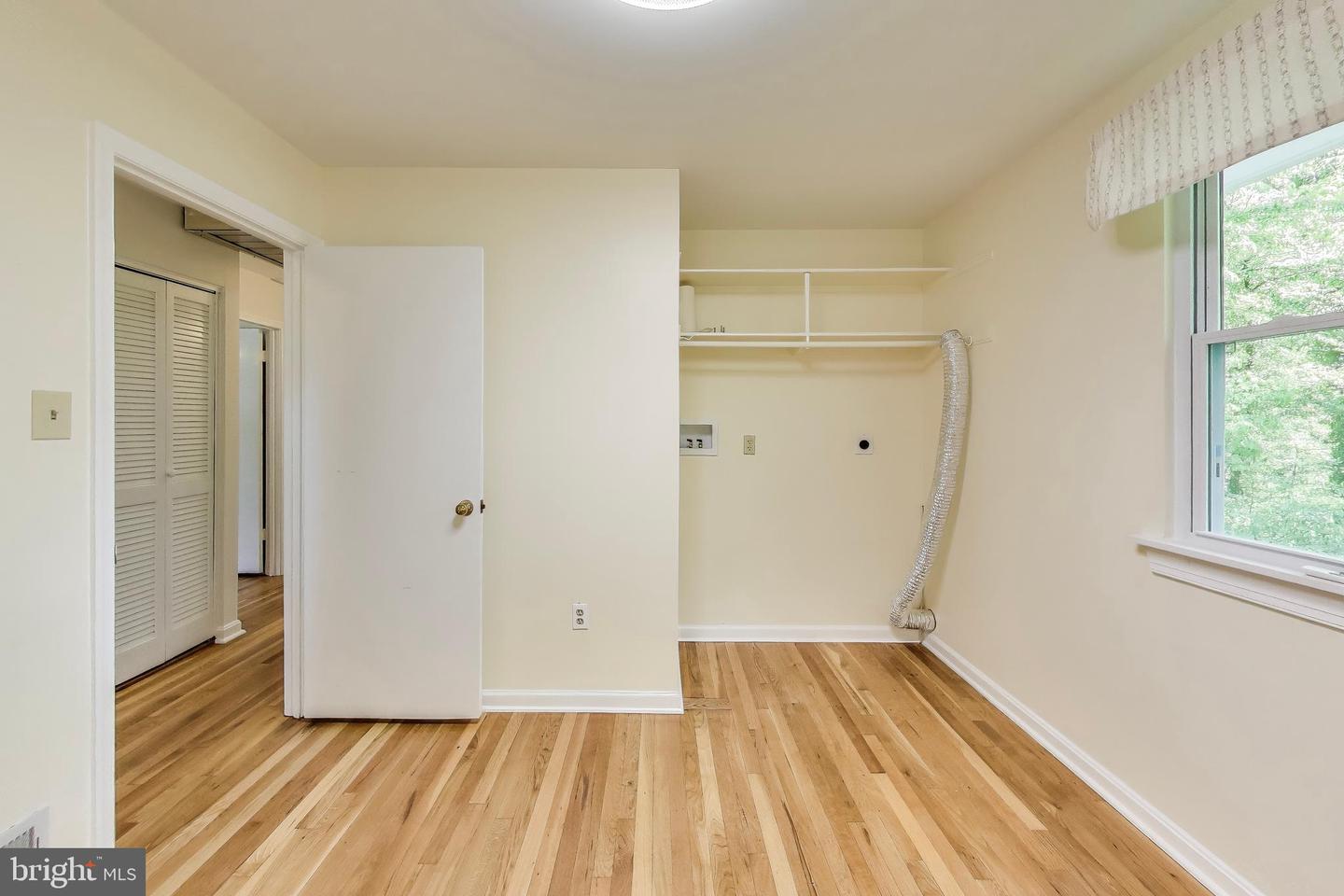 8513 PARLIAMENT DR, SPRINGFIELD, Virginia 22151, 4 Bedrooms Bedrooms, ,2 BathroomsBathrooms,Residential,For sale,8513 PARLIAMENT DR,VAFX2237480 MLS # VAFX2237480