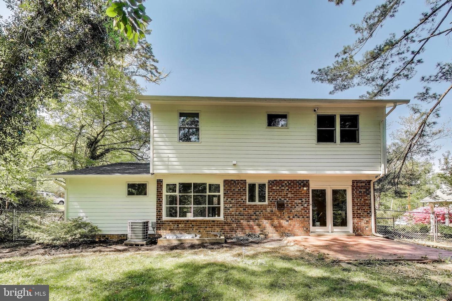 8513 PARLIAMENT DR, SPRINGFIELD, Virginia 22151, 4 Bedrooms Bedrooms, ,2 BathroomsBathrooms,Residential,For sale,8513 PARLIAMENT DR,VAFX2237480 MLS # VAFX2237480