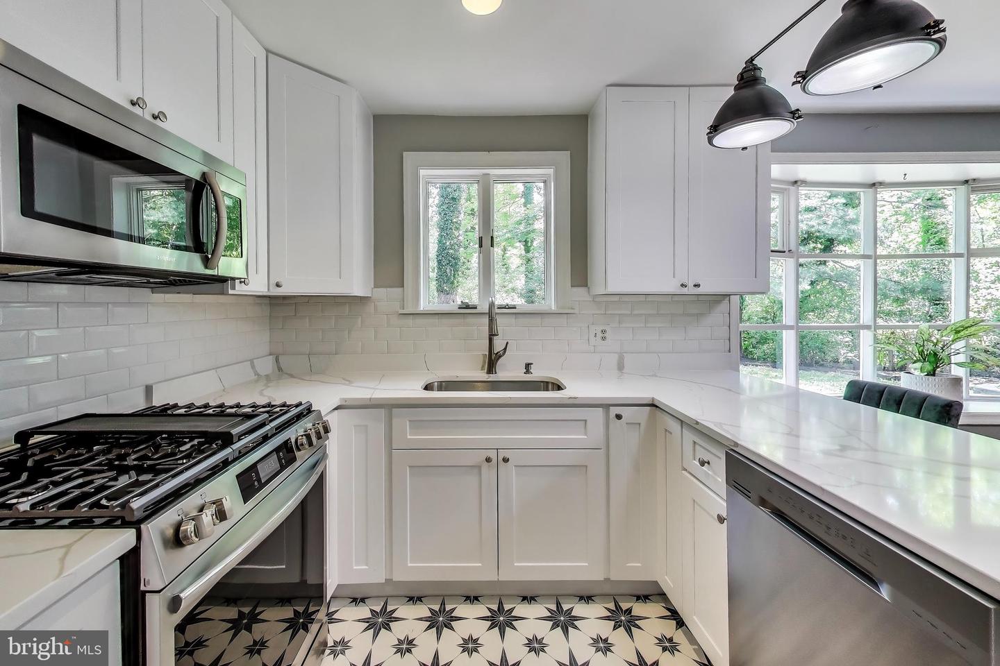 8513 PARLIAMENT DR, SPRINGFIELD, Virginia 22151, 4 Bedrooms Bedrooms, ,2 BathroomsBathrooms,Residential,For sale,8513 PARLIAMENT DR,VAFX2237480 MLS # VAFX2237480