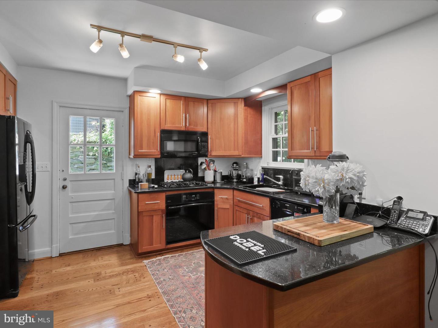 4725 ROCK SPRING RD, ARLINGTON, Virginia 22207, 5 Bedrooms Bedrooms, ,3 BathroomsBathrooms,Residential,For sale,4725 ROCK SPRING RD,VAAR2056744 MLS # VAAR2056744
