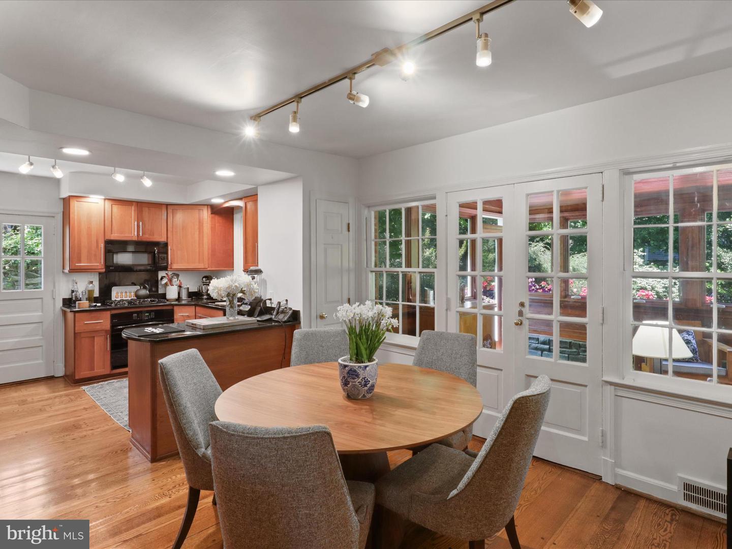 4725 ROCK SPRING RD, ARLINGTON, Virginia 22207, 5 Bedrooms Bedrooms, ,3 BathroomsBathrooms,Residential,For sale,4725 ROCK SPRING RD,VAAR2056744 MLS # VAAR2056744