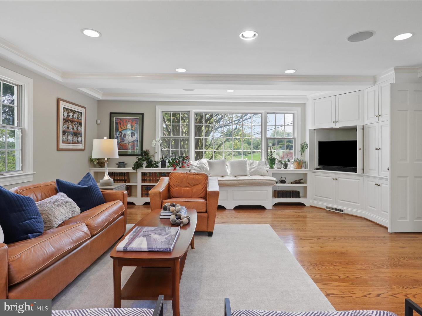 4725 ROCK SPRING RD, ARLINGTON, Virginia 22207, 5 Bedrooms Bedrooms, ,3 BathroomsBathrooms,Residential,For sale,4725 ROCK SPRING RD,VAAR2056744 MLS # VAAR2056744