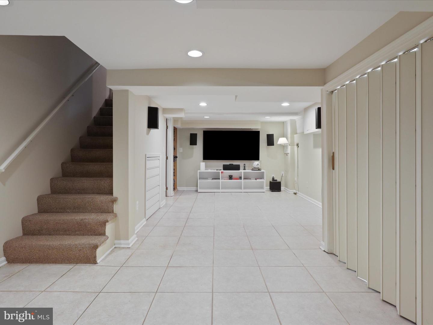 4725 ROCK SPRING RD, ARLINGTON, Virginia 22207, 5 Bedrooms Bedrooms, ,3 BathroomsBathrooms,Residential,For sale,4725 ROCK SPRING RD,VAAR2056744 MLS # VAAR2056744