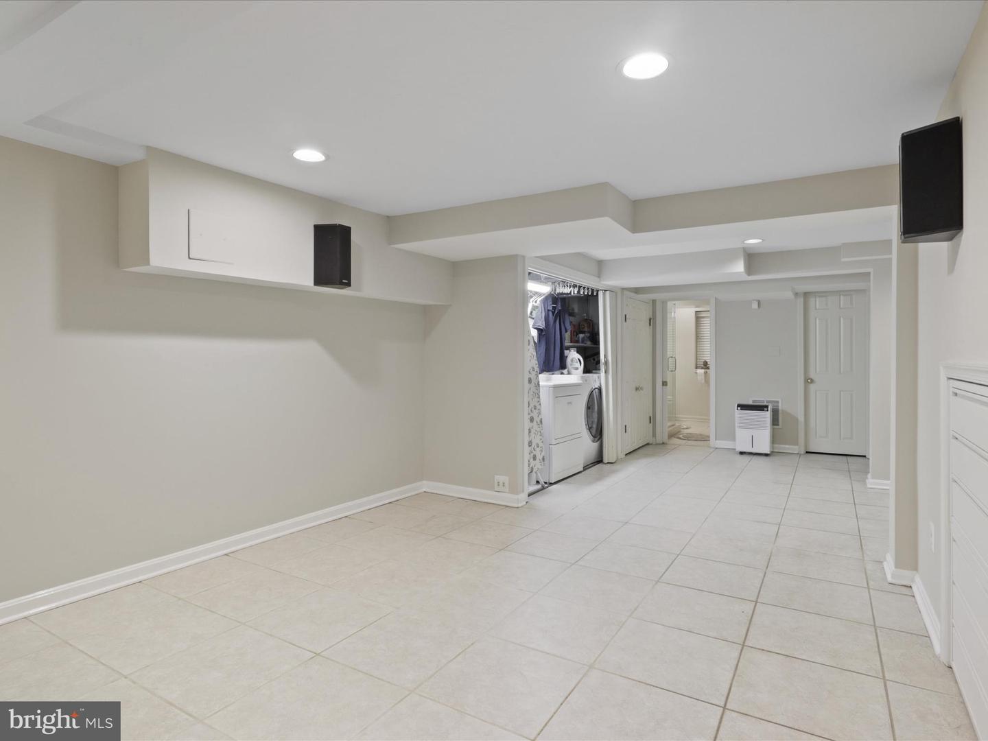 4725 ROCK SPRING RD, ARLINGTON, Virginia 22207, 5 Bedrooms Bedrooms, ,3 BathroomsBathrooms,Residential,For sale,4725 ROCK SPRING RD,VAAR2056744 MLS # VAAR2056744