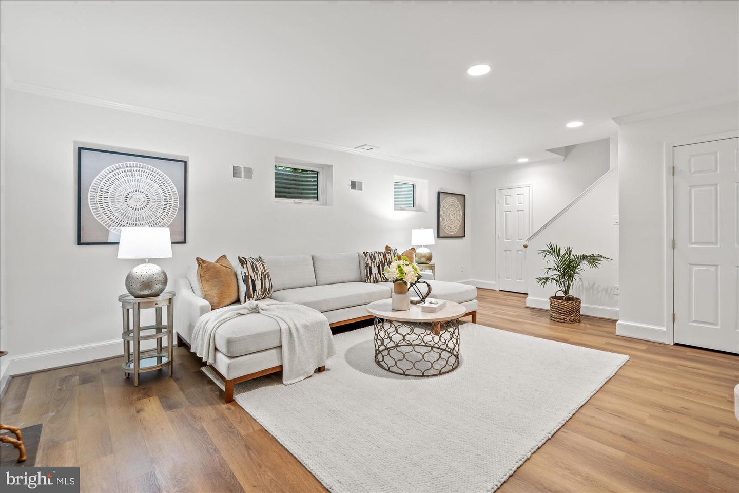 3233 ELLICOTT ST NW, WASHINGTON, District Of Columbia 20008, 5 Bedrooms Bedrooms, ,2 BathroomsBathrooms,Residential,For sale,3233 ELLICOTT ST NW,DCDC2198080 MLS # DCDC2198080