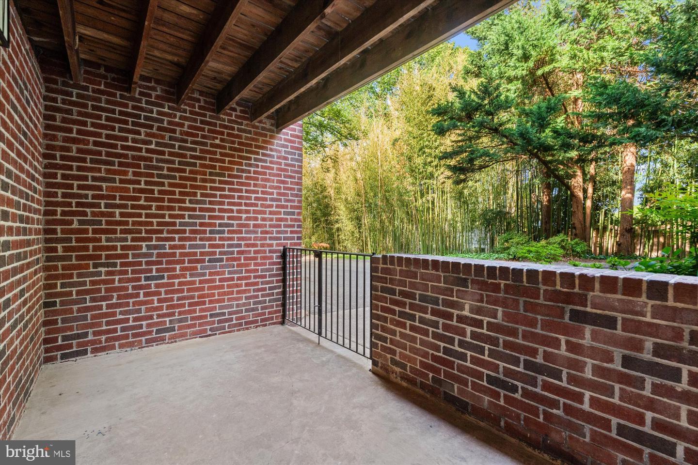 3233 ELLICOTT ST NW, WASHINGTON, District Of Columbia 20008, 5 Bedrooms Bedrooms, ,2 BathroomsBathrooms,Residential,For sale,3233 ELLICOTT ST NW,DCDC2198080 MLS # DCDC2198080