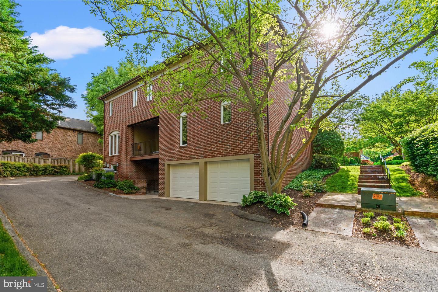 3233 ELLICOTT ST NW, WASHINGTON, District Of Columbia 20008, 5 Bedrooms Bedrooms, ,2 BathroomsBathrooms,Residential,For sale,3233 ELLICOTT ST NW,DCDC2198080 MLS # DCDC2198080