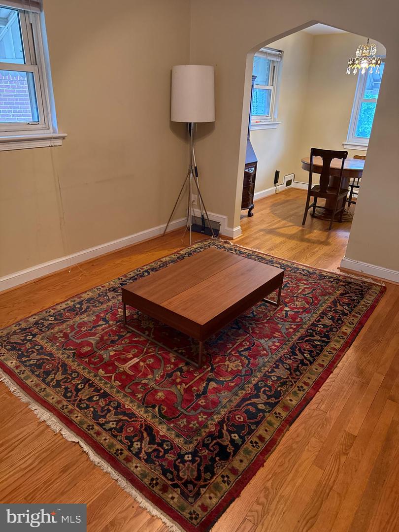 2921 M ST SE, WASHINGTON, District Of Columbia 20019, 2 Bedrooms Bedrooms, ,1 BathroomBathrooms,Residential,For sale,2921 M ST SE,DCDC2198356 MLS # DCDC2198356