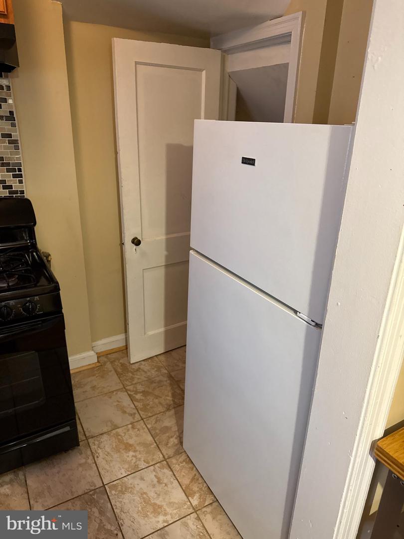 2921 M ST SE, WASHINGTON, District Of Columbia 20019, 2 Bedrooms Bedrooms, ,1 BathroomBathrooms,Residential,For sale,2921 M ST SE,DCDC2198356 MLS # DCDC2198356