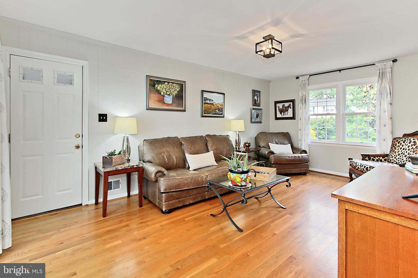 8345 ORANGE CT, ALEXANDRIA, Virginia 22309, 4 Bedrooms Bedrooms, ,2 BathroomsBathrooms,Residential,For sale,8345 ORANGE CT,VAFX2237614 MLS # VAFX2237614