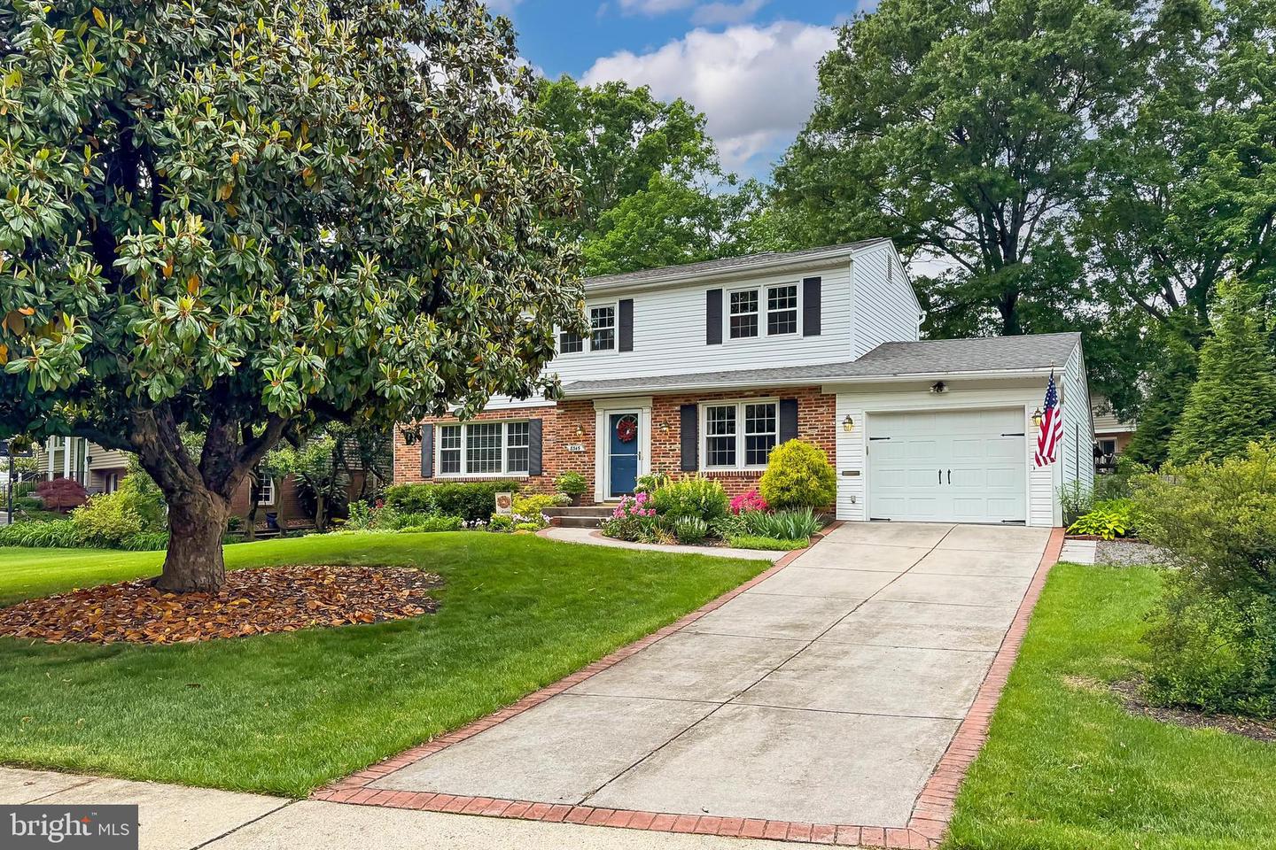 8345 ORANGE CT, ALEXANDRIA, Virginia 22309, 4 Bedrooms Bedrooms, ,2 BathroomsBathrooms,Residential,For sale,8345 ORANGE CT,VAFX2237614 MLS # VAFX2237614