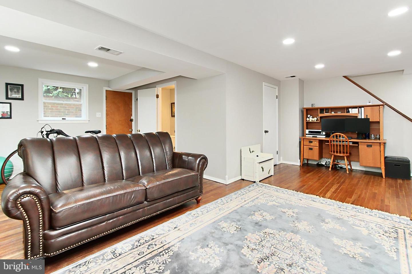 8345 ORANGE CT, ALEXANDRIA, Virginia 22309, 4 Bedrooms Bedrooms, ,2 BathroomsBathrooms,Residential,For sale,8345 ORANGE CT,VAFX2237614 MLS # VAFX2237614