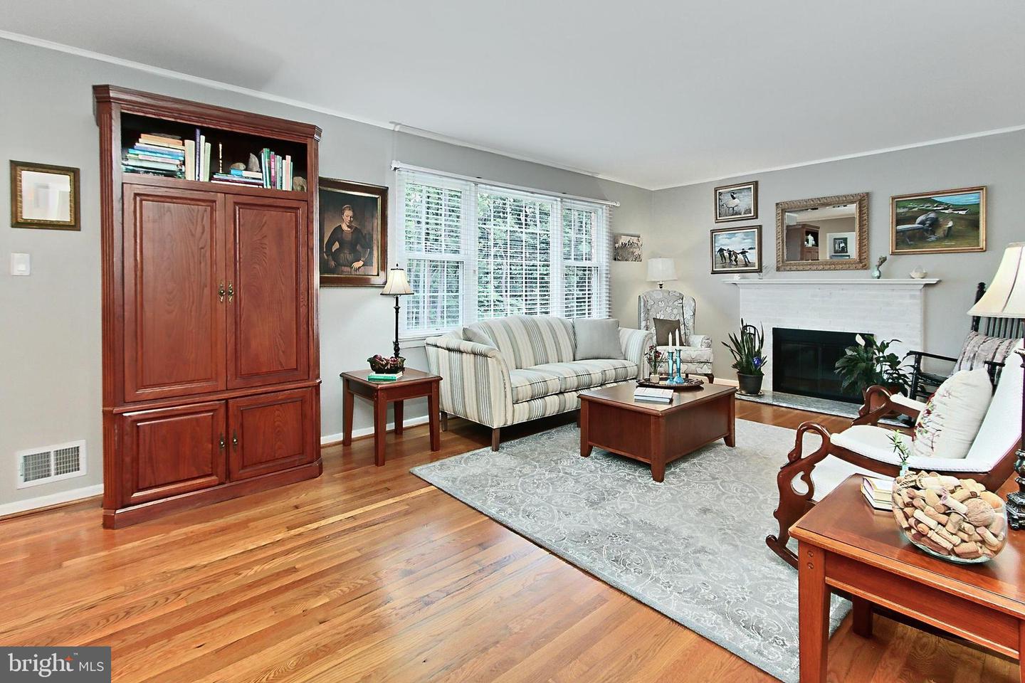 8345 ORANGE CT, ALEXANDRIA, Virginia 22309, 4 Bedrooms Bedrooms, ,2 BathroomsBathrooms,Residential,For sale,8345 ORANGE CT,VAFX2237614 MLS # VAFX2237614