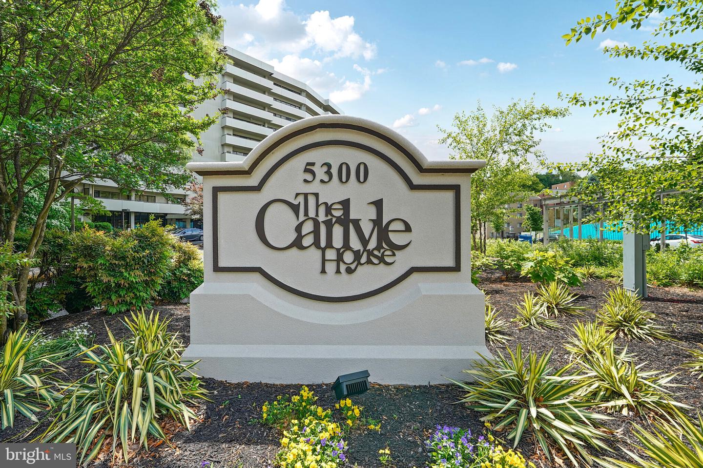 5300 COLUMBIA PIKE #807, ARLINGTON, Virginia 22204, 2 Bedrooms Bedrooms, ,2 BathroomsBathrooms,Residential,For sale,5300 COLUMBIA PIKE #807,VAAR2056796 MLS # VAAR2056796